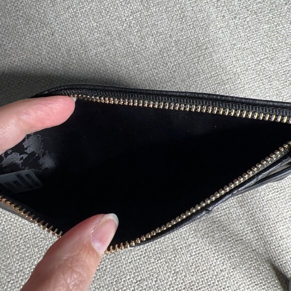 Karl Lagerfeld Paris Large Slim Card Case Wallet 5 Slot Zipper Wristlet Black - Picture 12 of 13